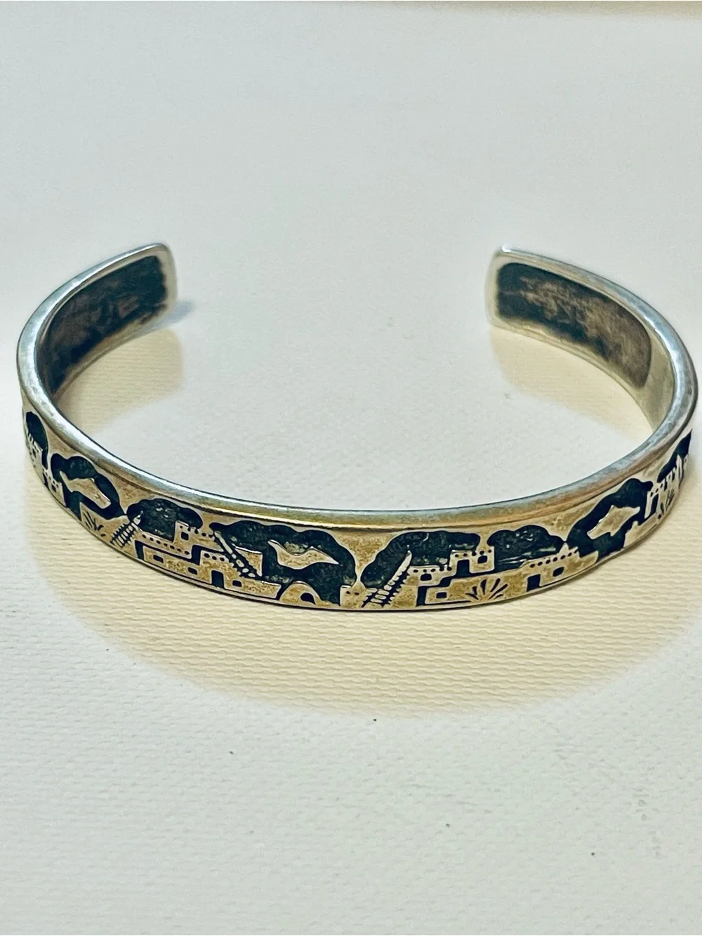 VTG Southwest Sterling Storyteller Pueblo Village Cuff Bracelet 22 G Sz 6